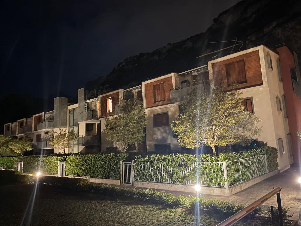 Outdooredo Garda Torbole Torbole Sul Garda Exteriör bild