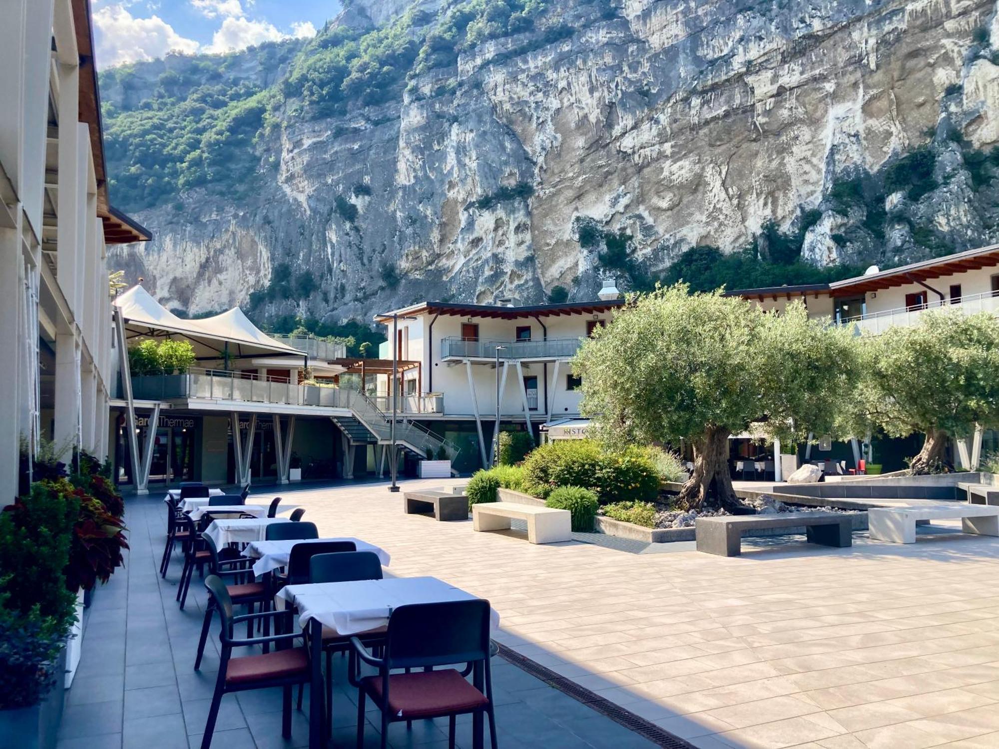 Outdooredo Garda Torbole Torbole Sul Garda Exteriör bild